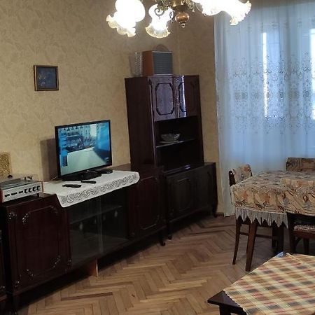 Apartment Vintage เยเรวาน ภายนอก รูปภาพ